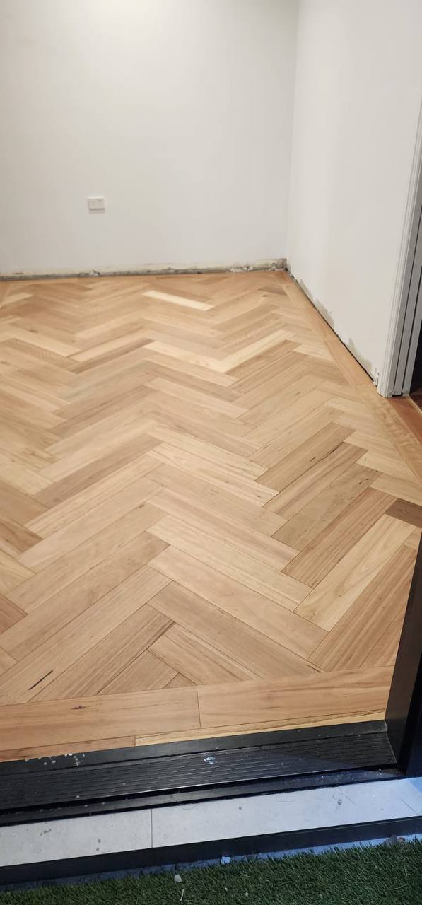 Timber Fiddleback - 125 Rustic Blackbutt, Brush Matte, 125x14/3 mm