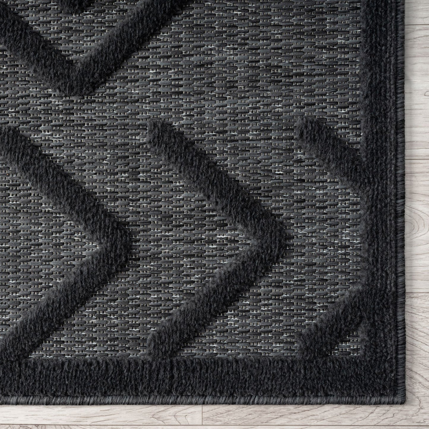 Cade 416 Charcoal Runner