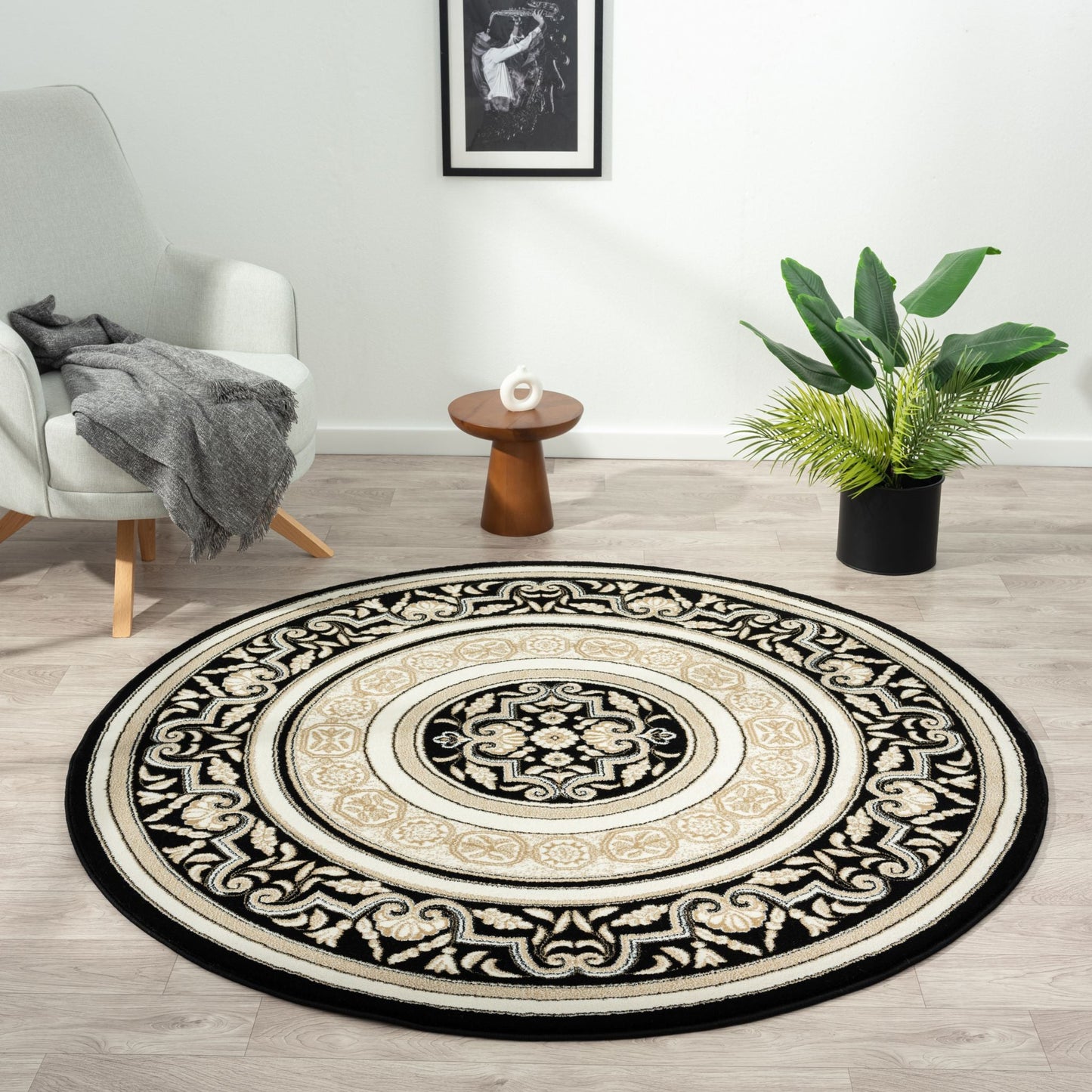 River 523 Black Round