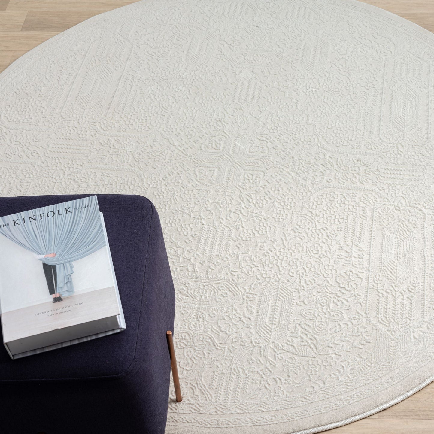 Fiona 471 Ivory Round