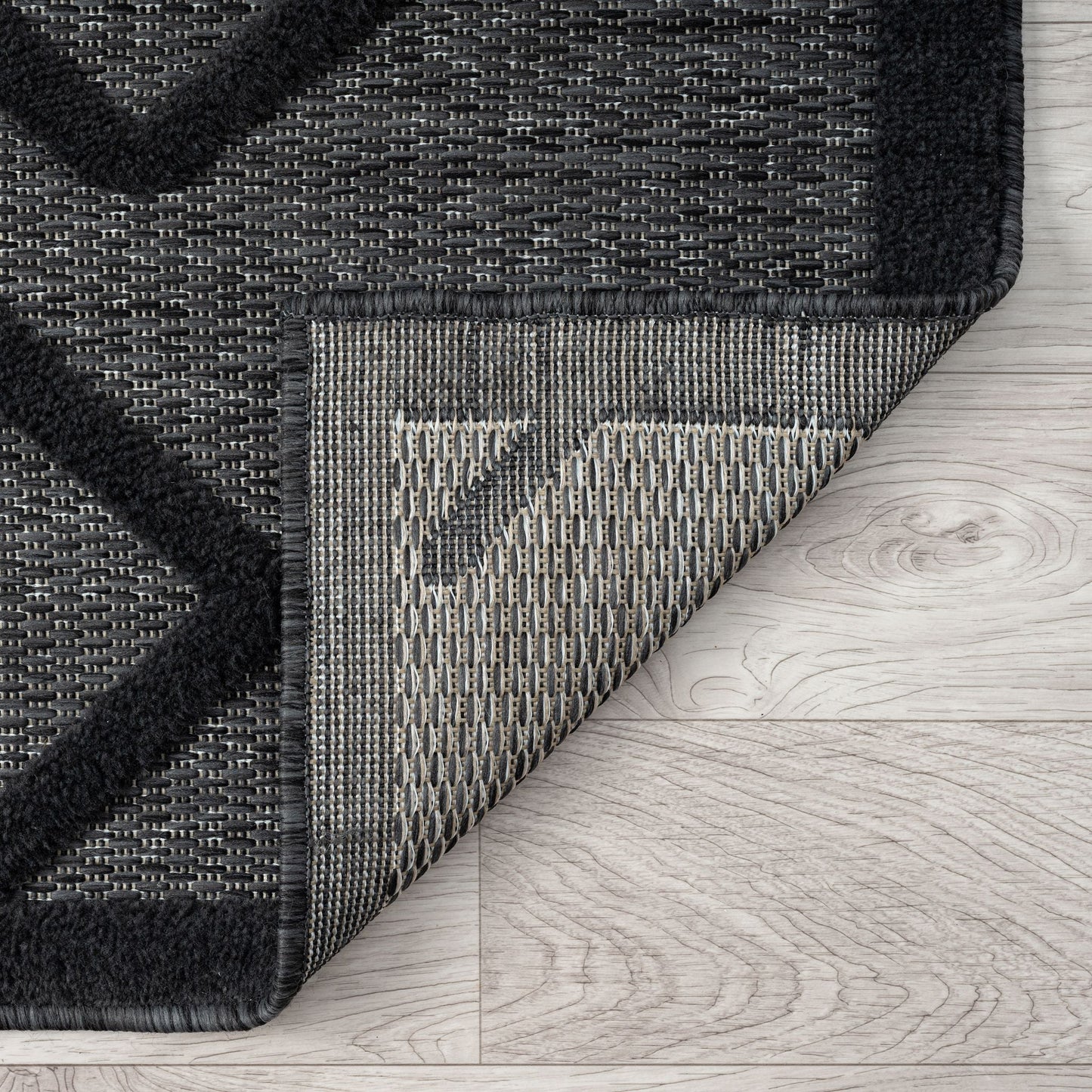 Cade 416 Charcoal Runner