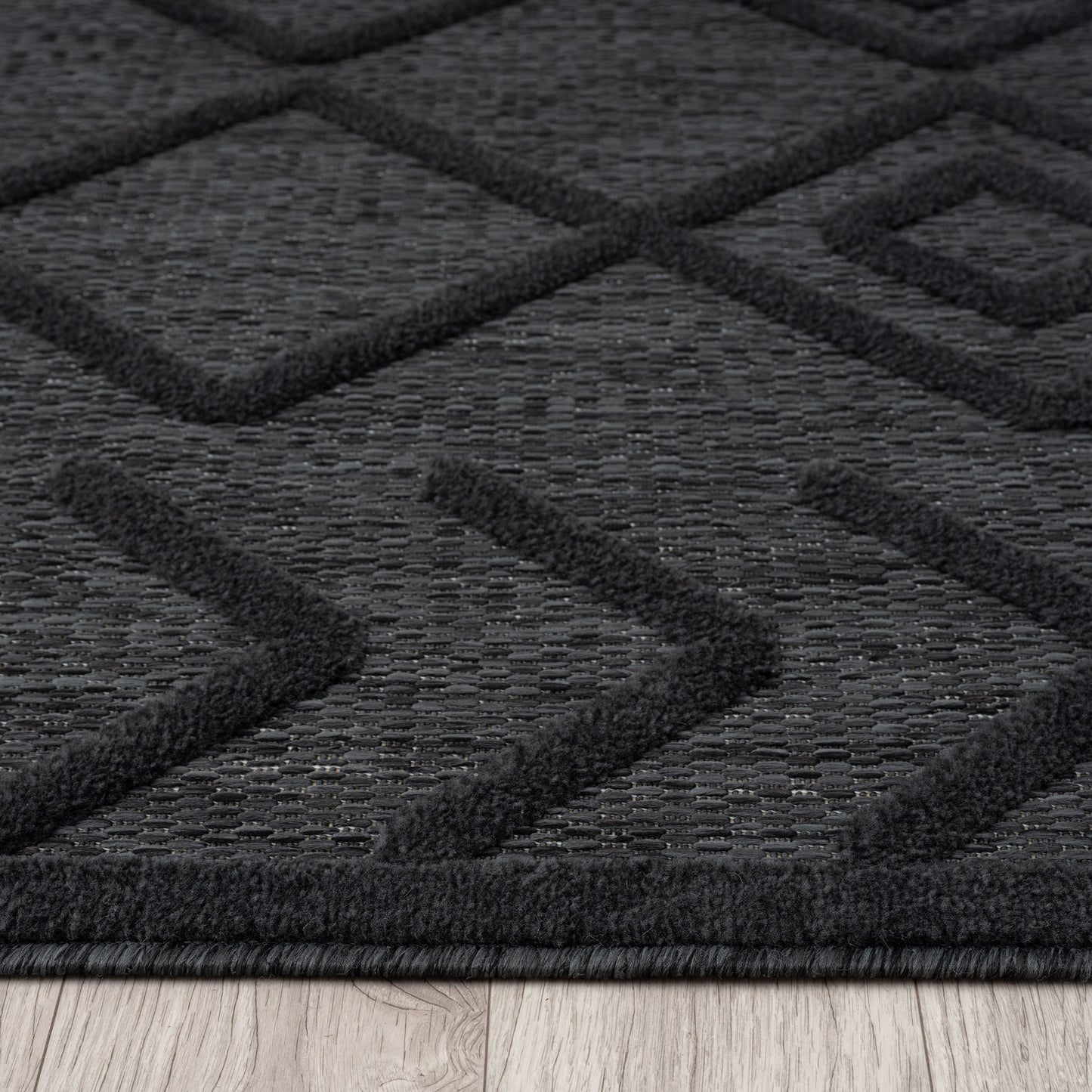 Cade 416 Charcoal Runner