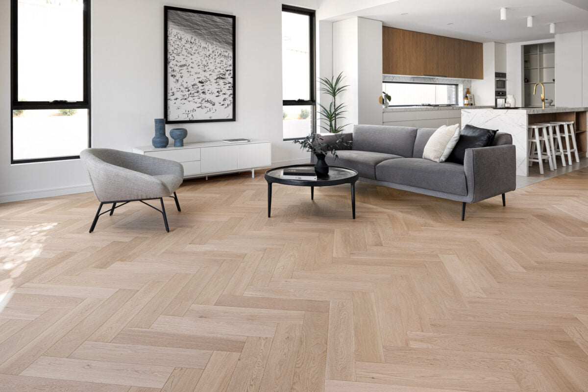 Pronto Herringbone - Parq Parchment