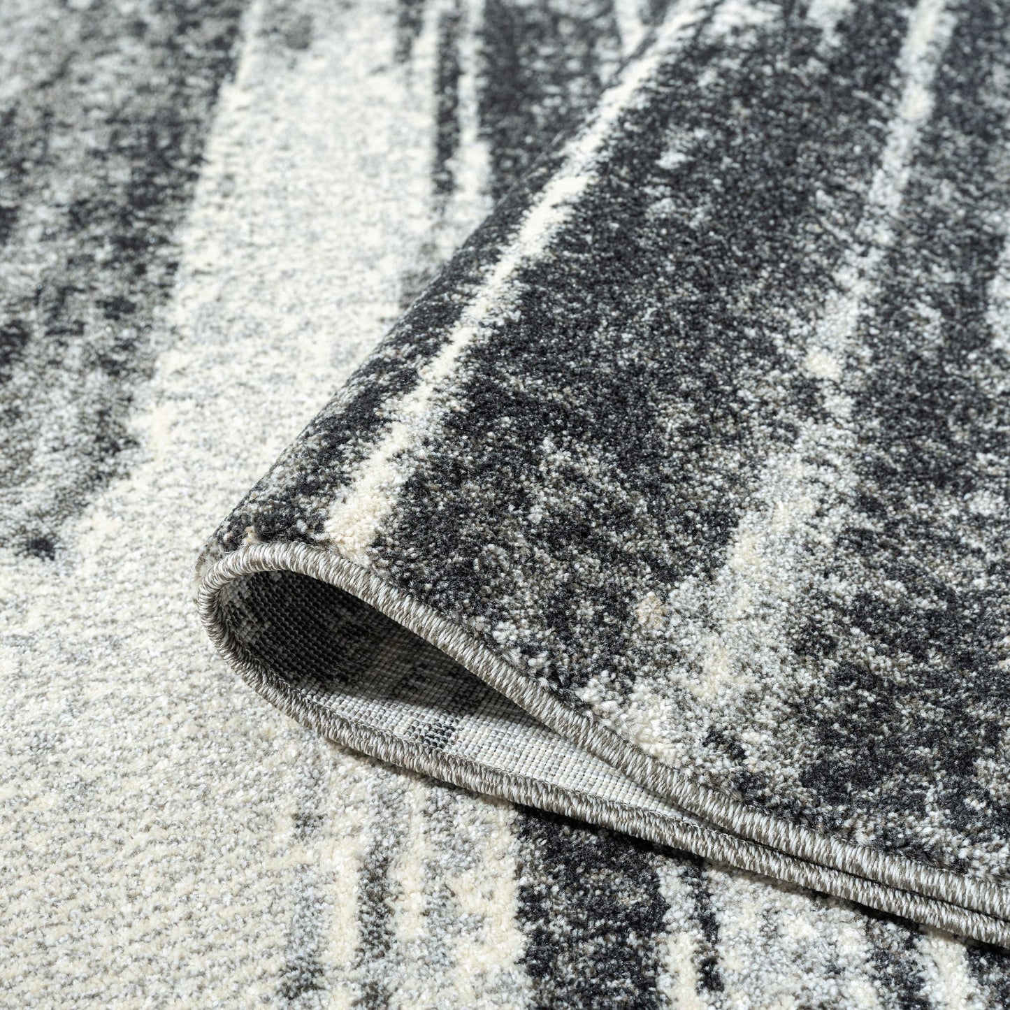 Alice 481 Charcoal Runner