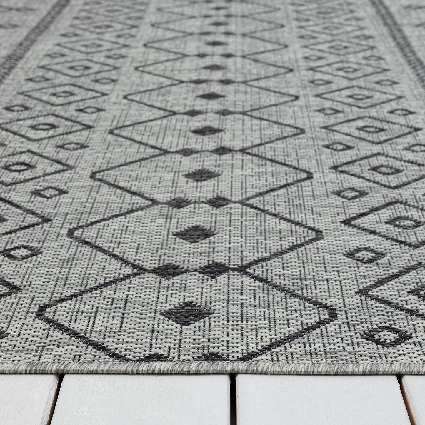 Alis 423 Lava Runner