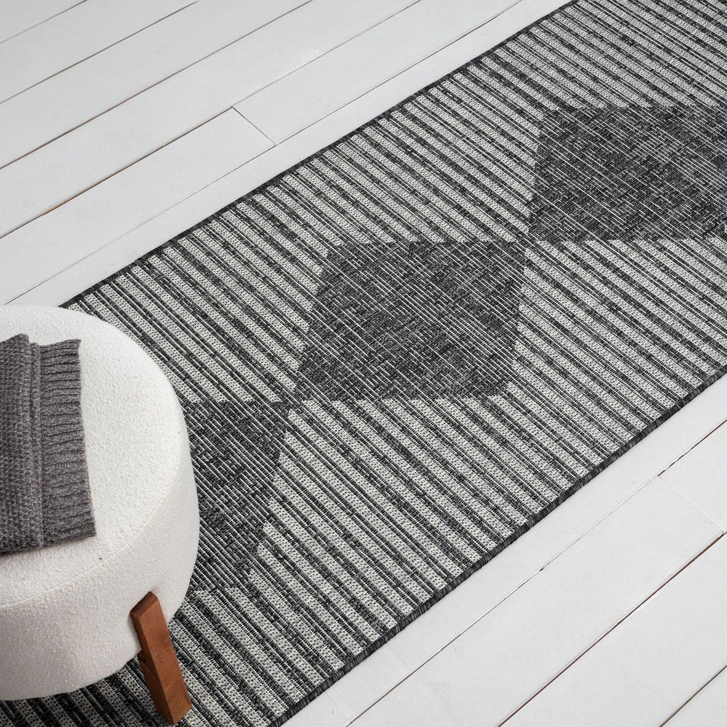 Alis 425 Ebony Runner
