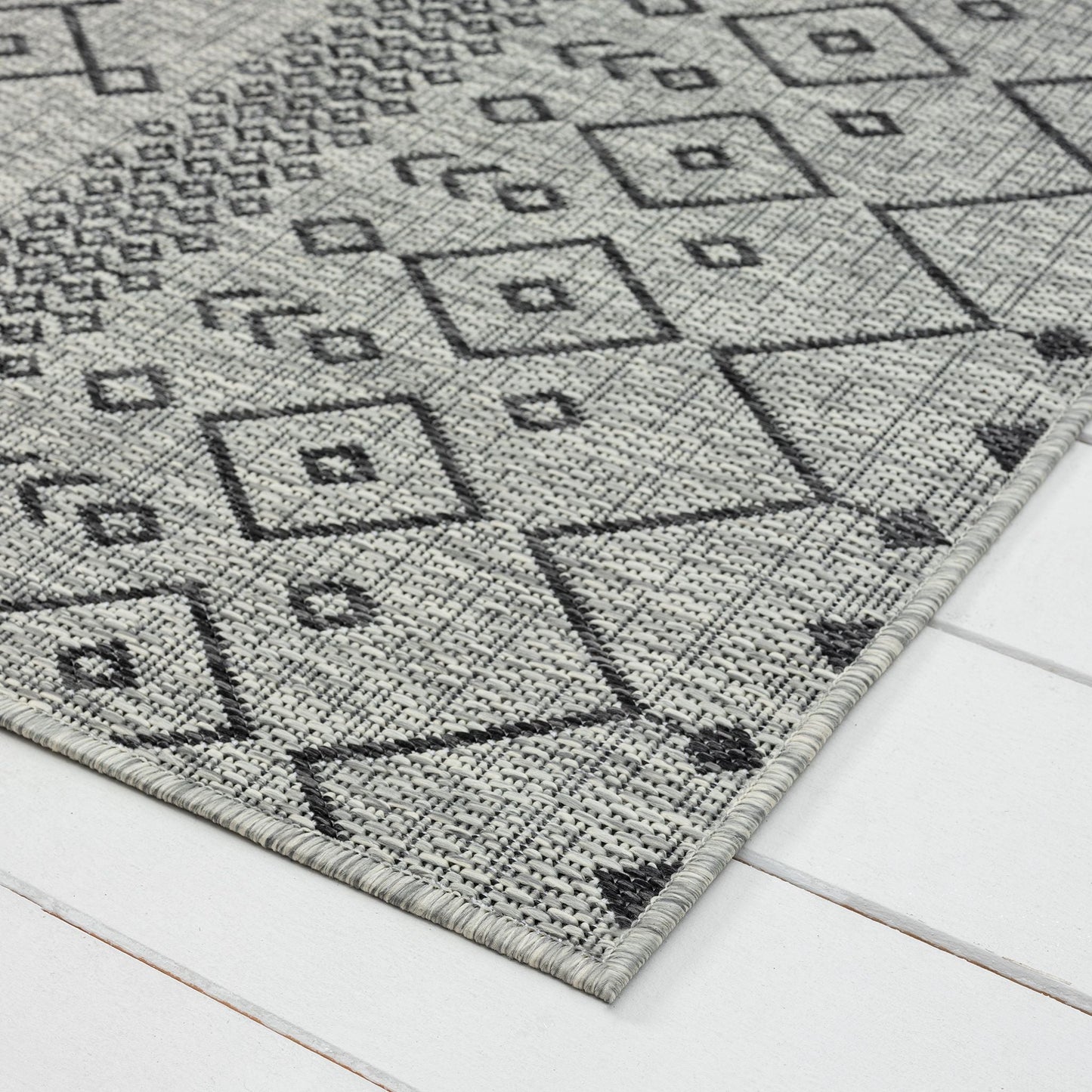 Alis 423 Lava Runner