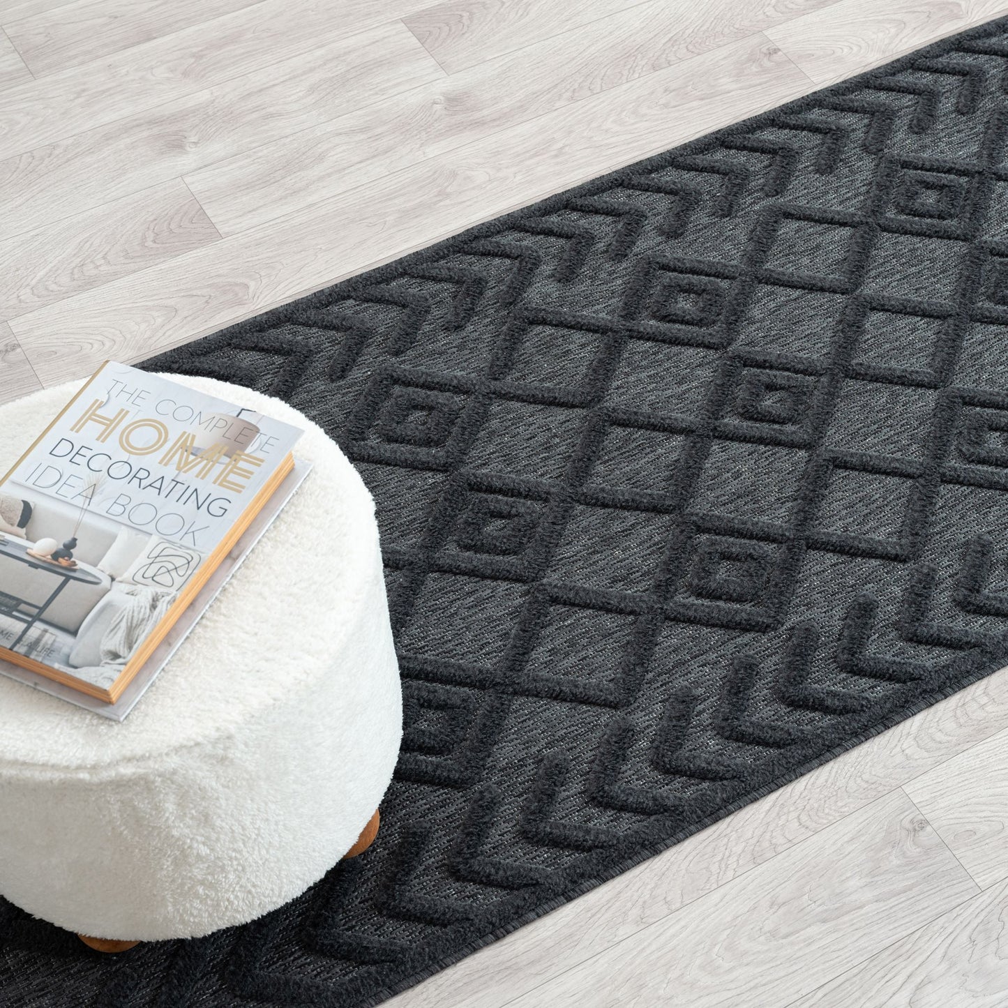 Cade 416 Charcoal Runner