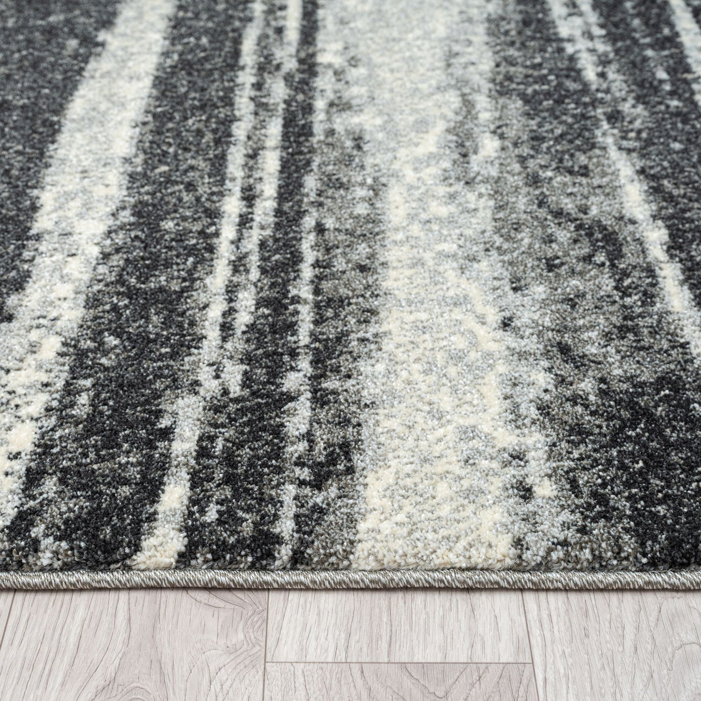 Alice 481 Charcoal Runner