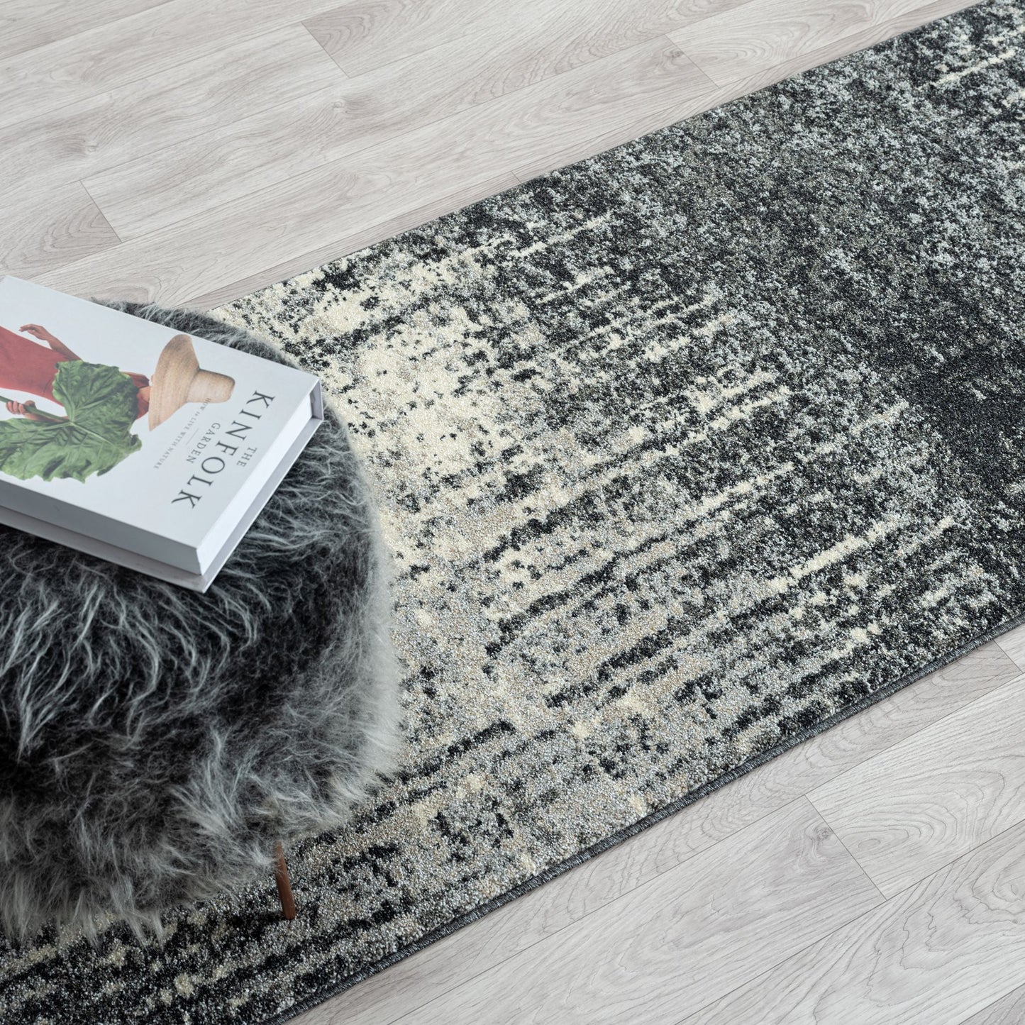 Alice 482 Ebony Runner